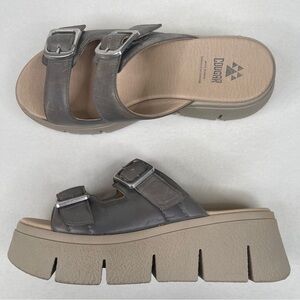 Cougar Astrid Leather Wedge Sandals Putty Size 10